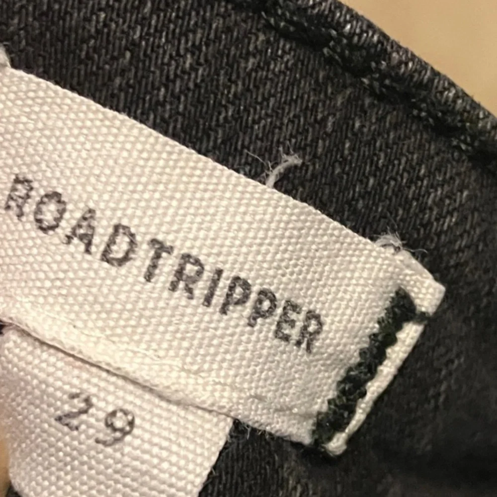 Madewell Charcoal Skinny Jeans for Women - Picture 9 of 11